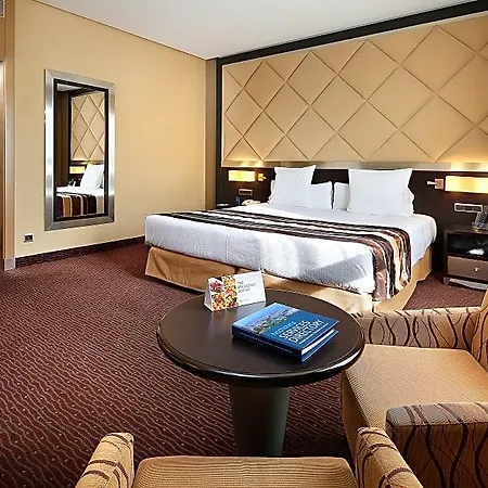 فندق إتش سي سي سانت موريتز 4*